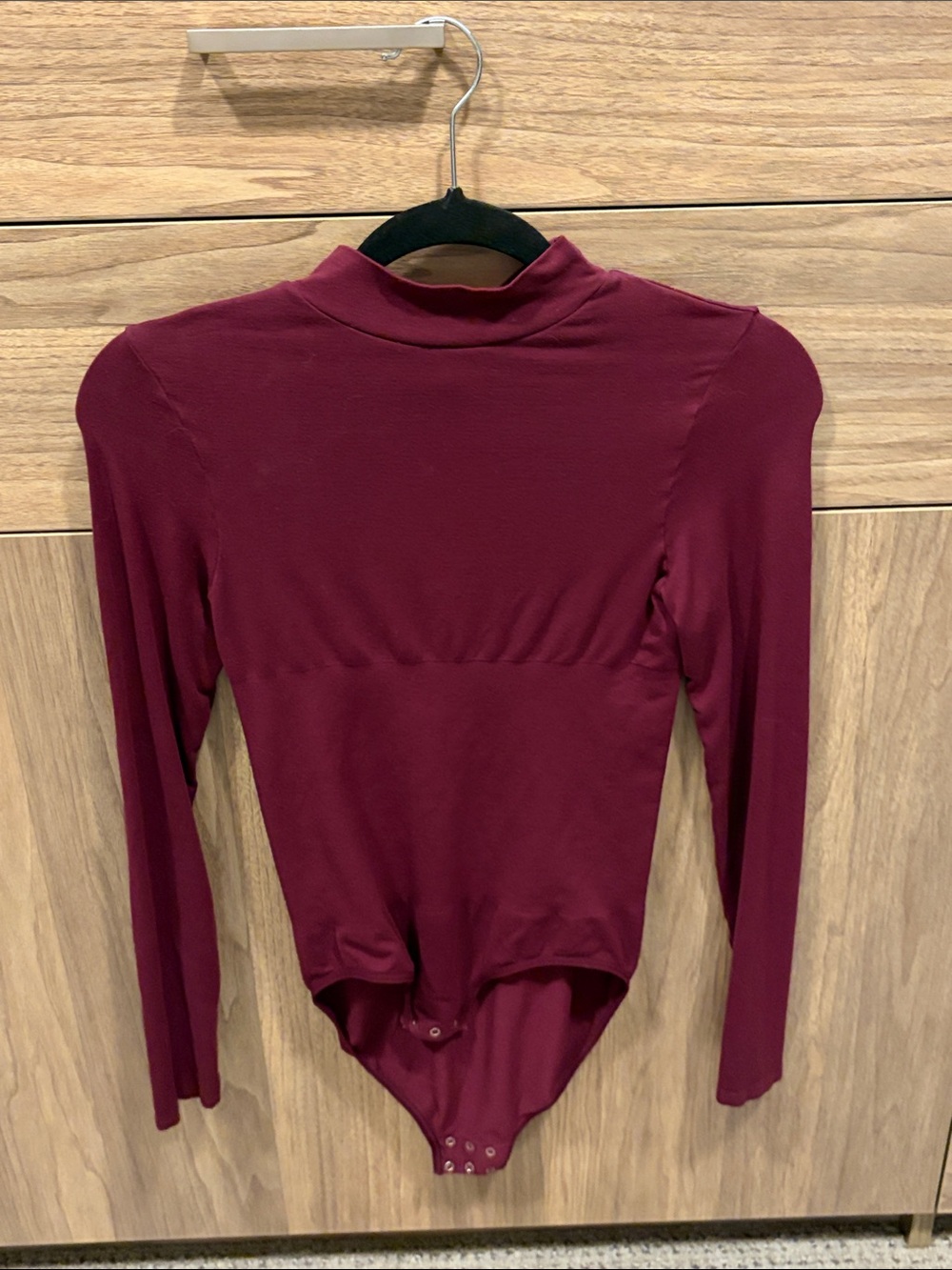 Mock Neck Long-Sleeve Bodysuit in Burgundy